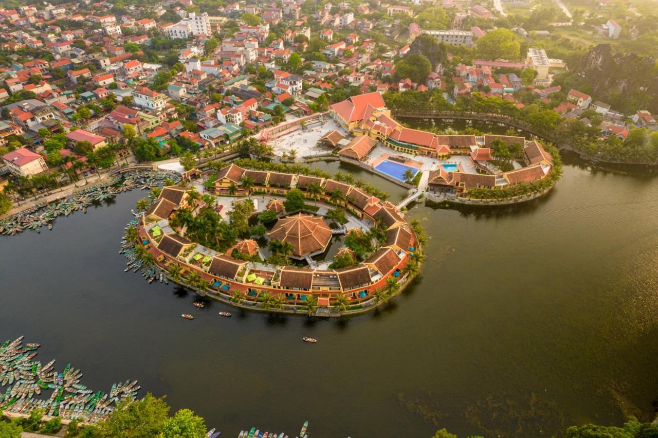 Emeralda Resort Tam Coc 宁平 外观 照片